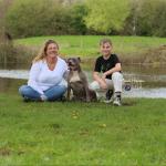 Carla en Kyano met Chica
